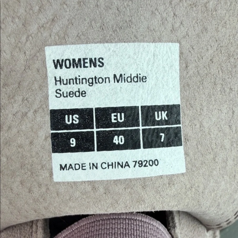 SeaVees‎ Rose Quartz Suede Huntington Middie High Top Sneakers Size 9